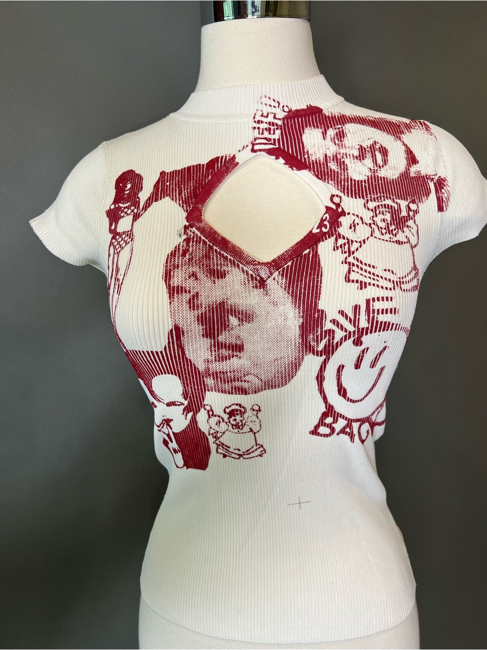 Express White Ribbed Short-Sleeve Top with Burgundy Graphic and Chest Cutout